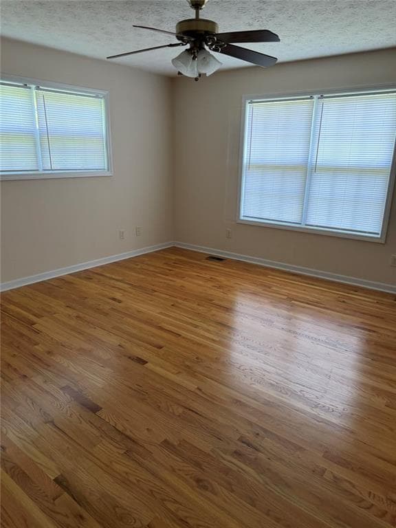 2 bedroom, 2 bathroom, 1,200 sq ft single family residence for sale at 2370 Pine Valley Road, Powder Springs, GA 30127 — photo 10