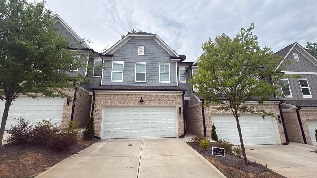 3 bedroom, 3 bathroom, 2,254 sq ft townhouse for rent at 5122 Hillington Way, Sugar Hill, GA 30518 for $2,400 a month — photo 1 of 19