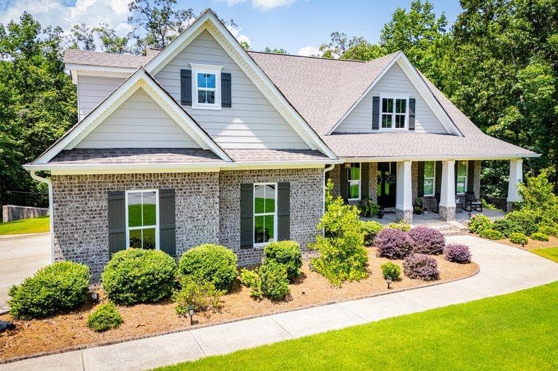 5 bedroom, 5 bathroom, 4,429 sq ft single family residence for sale at 7503 Elderberry Drive, Douglasville, GA 30135 — photo 2