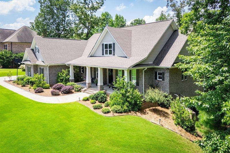 5 bedroom, 5 bathroom, 4,429 sq ft single family residence for sale at 7503 Elderberry Drive, Douglasville, GA 30135 — photo 4