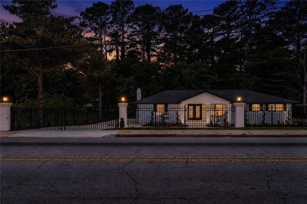 3 bedroom, 3 bathroom, 1,875 sq ft single family residence for sale at 6873 Church Street, Riverdale, GA 30274 — photo 3