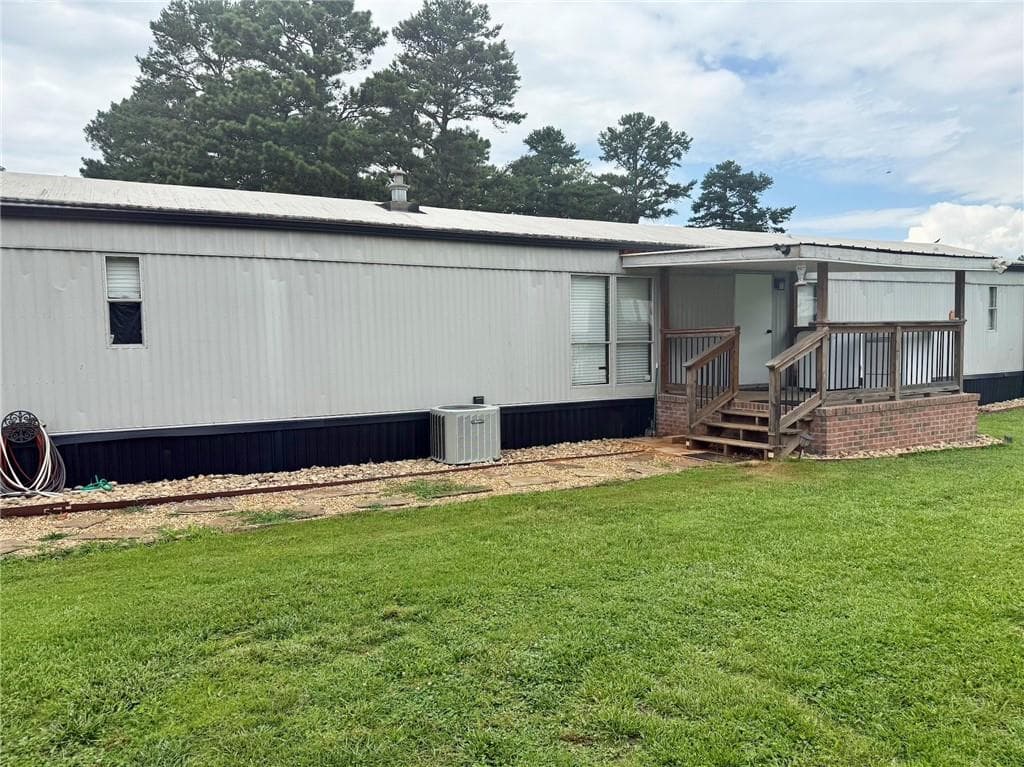 3 bedroom, 2 bathroom, 1,200 sq ft single family residence for sale at 5163 Sycamore Trail Lot 282, Buford, GA 30518 — photo 2