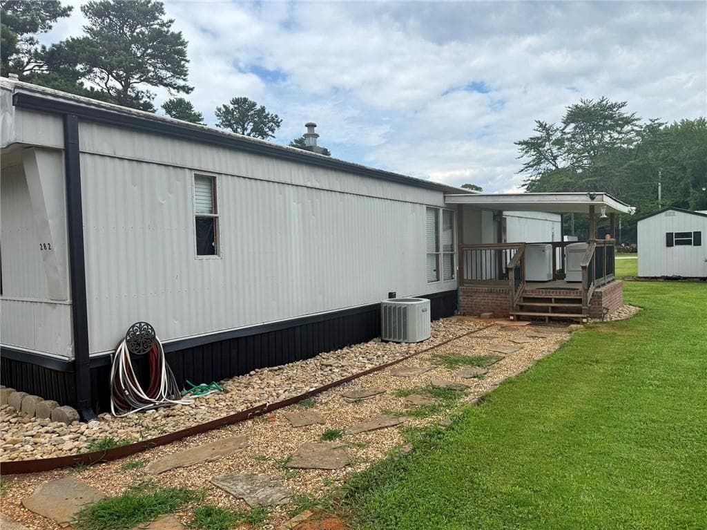 3 bedroom, 2 bathroom, 1,200 sq ft single family residence for sale at 5163 Sycamore Trail Lot 282, Buford, GA 30518 — photo 5