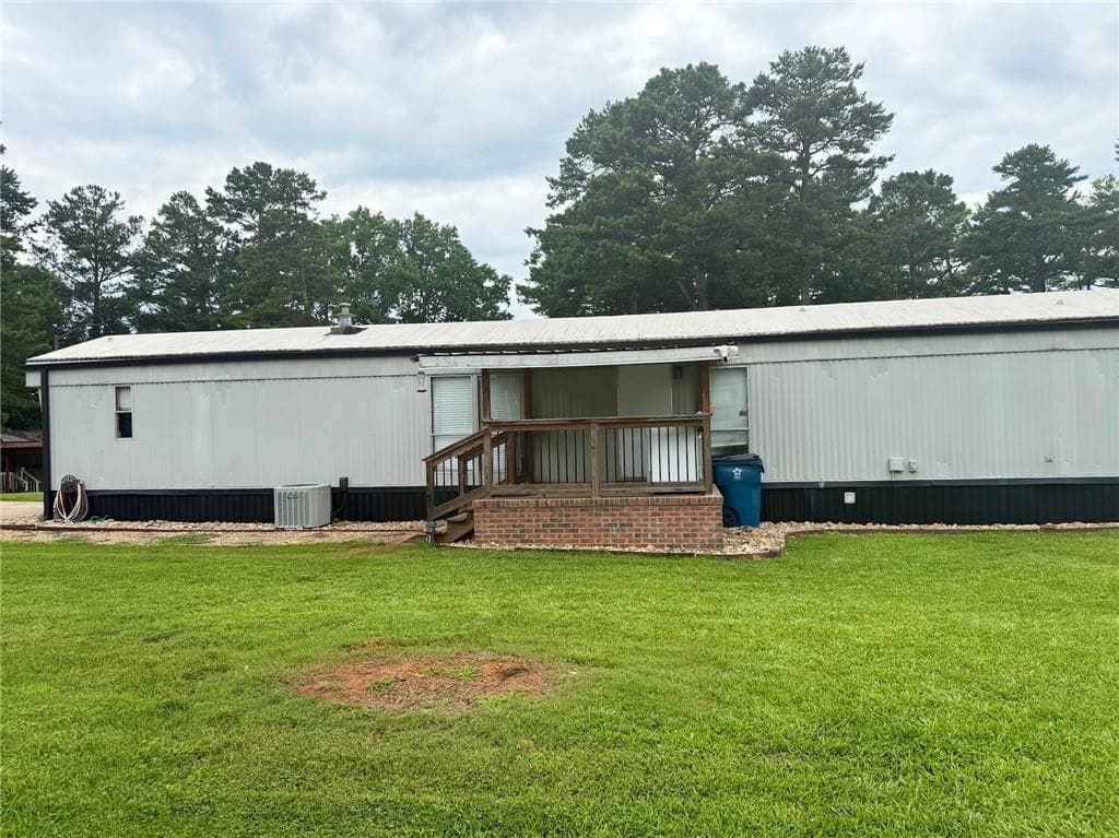 3 bedroom, 2 bathroom, 1,200 sq ft single family residence for sale at 5163 Sycamore Trail Lot 282, Buford, GA 30518 — photo 7