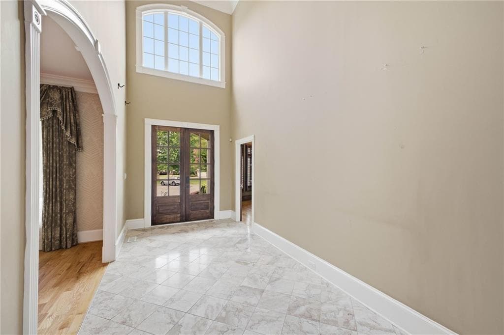 5 bedroom, 6 bathroom, 6,095 sq ft single family residence for sale at 5 Saint Andrews Way, Rome, GA 30165 — photo 5