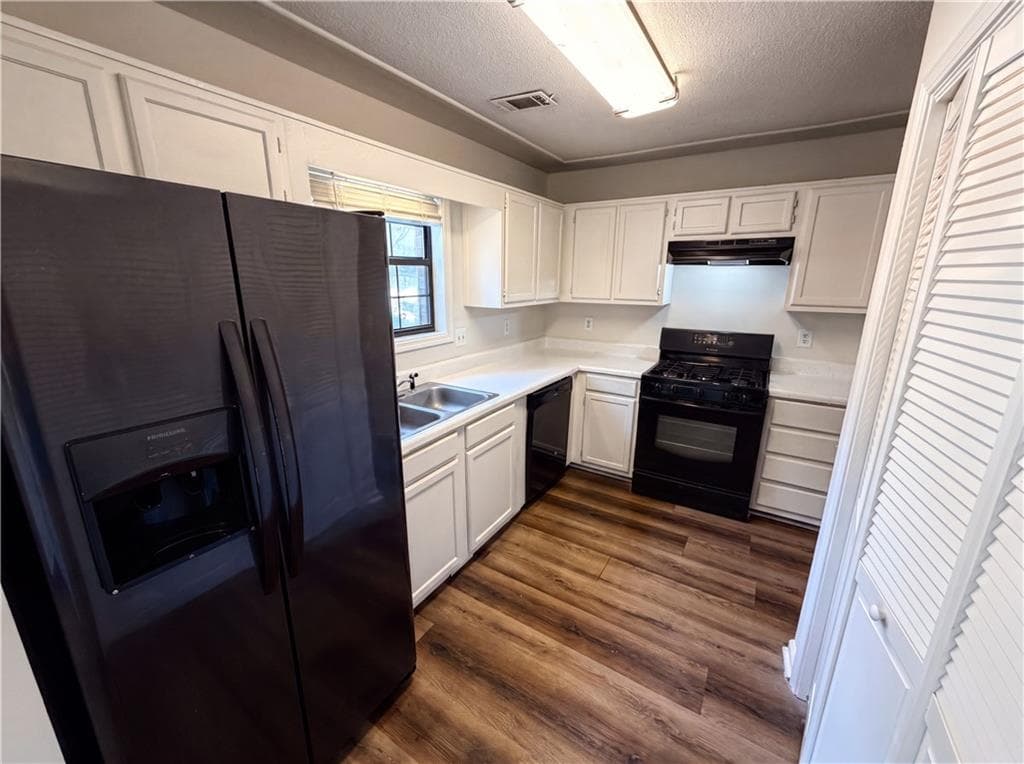 2 bedroom, 3 bathroom, 1,344 sq ft condominium for sale at 5935 Wintergreen Road, Norcross, GA 30093 — photo 8