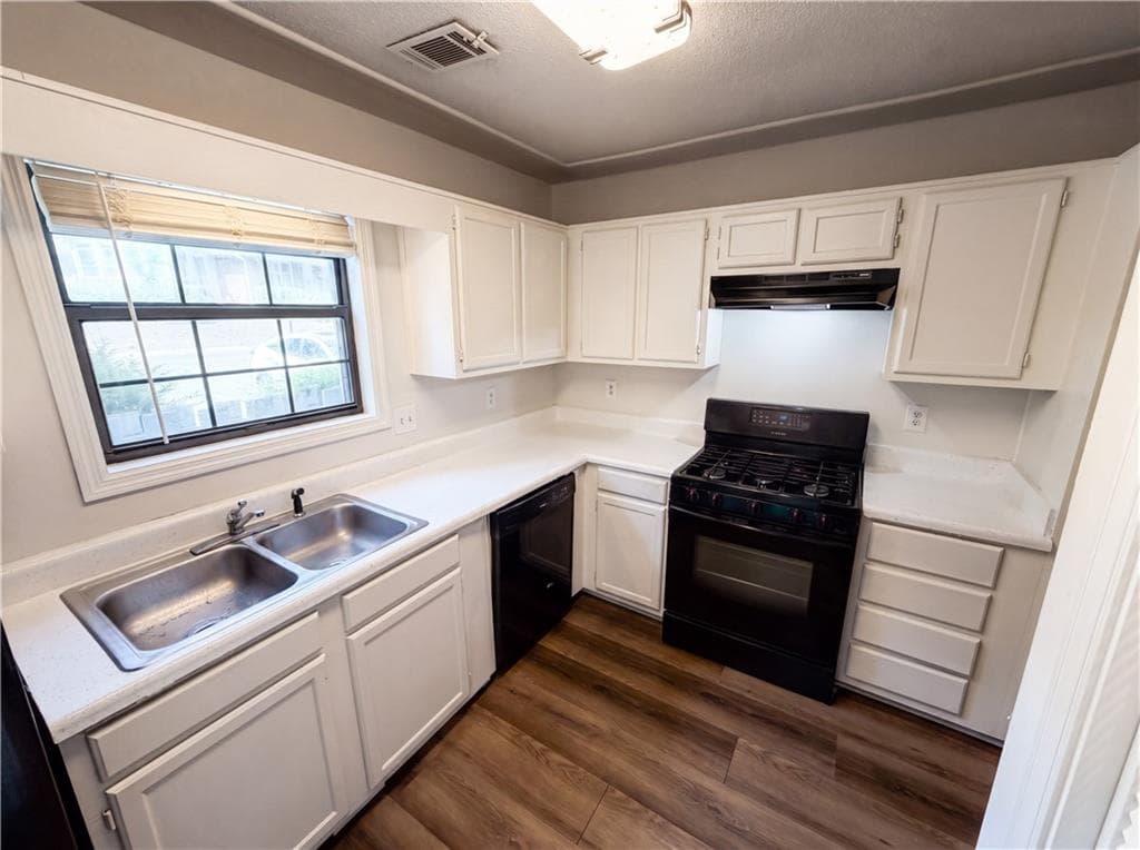 2 bedroom, 3 bathroom, 1,344 sq ft condominium for sale at 5935 Wintergreen Road, Norcross, GA 30093 — photo 10