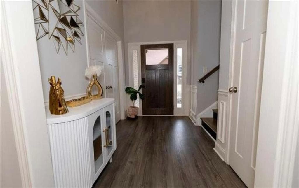 4 bedroom, 4 bathroom, 2,880 sq ft single family residence for rent at 3370 Elkhorn Ridge Run, Dacula, GA 30019 for $3,000 a month — photo 2