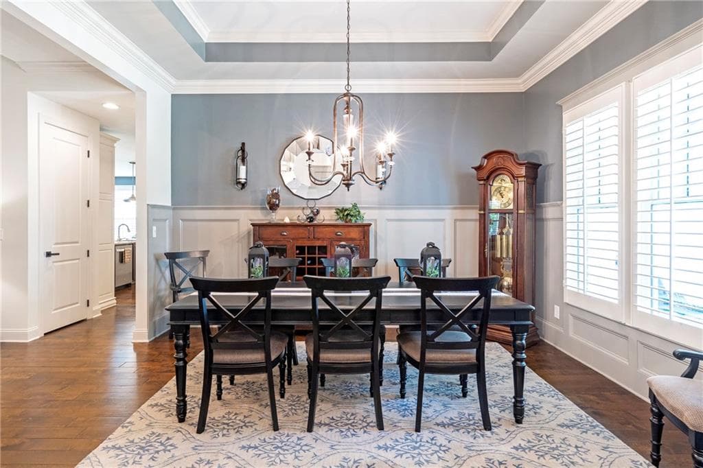 4 bedroom, 4 bathroom, 3,500 sq ft single family residence under contract at 4085 Williams Point Drive, Cumming, GA 30028 — photo 3