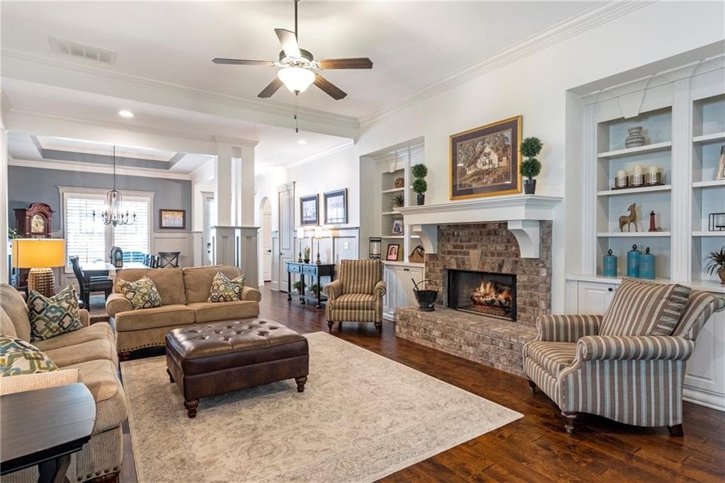 4 bedroom, 4 bathroom, 3,500 sq ft single family residence under contract at 4085 Williams Point Drive, Cumming, GA 30028 — photo 5
