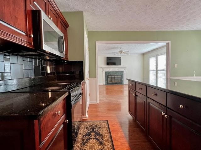 5 bedroom, 4 bathroom, 3,246 sq ft single family residence for rent at 930 Cedar Bluff Trail, Lilburn, GA 30047 for $2,995 a month — photo 9