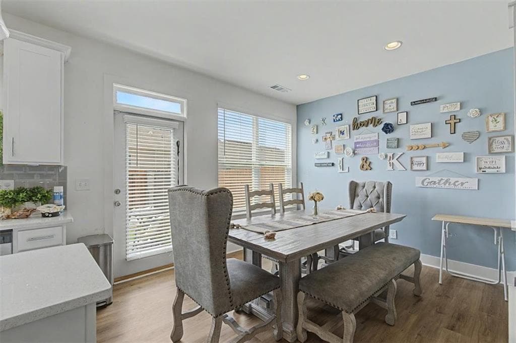 3 bedroom, 3 bathroom, 1,940 sq ft townhouse for sale at 7652 Baron Road, Fairburn, GA 30213 — photo 9