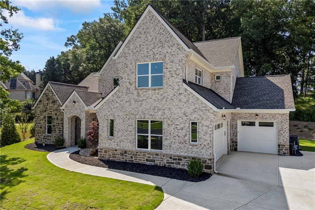 5 bedroom, 5 bathroom, 3,775 sq ft single family residence for sale at 745 BOLTON ABBEY Lane, Marietta, GA 30064 — photo 2