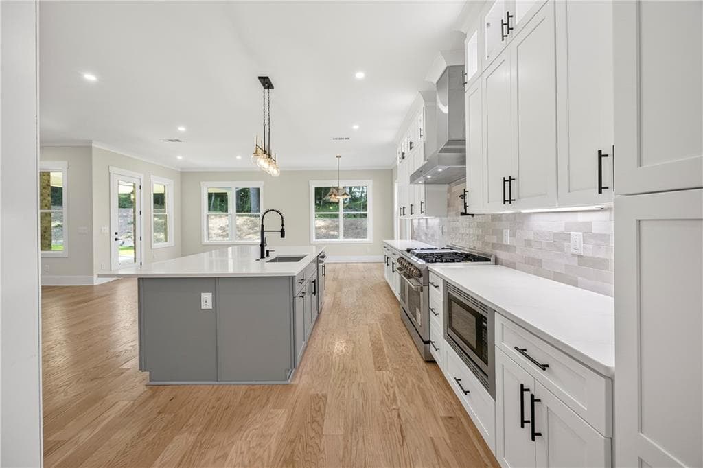 5 bedroom, 5 bathroom, 3,775 sq ft single family residence for sale at 745 BOLTON ABBEY Lane, Marietta, GA 30064 — photo 9