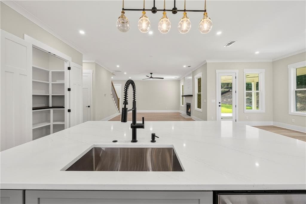 5 bedroom, 5 bathroom, 3,775 sq ft single family residence for sale at 745 BOLTON ABBEY Lane, Marietta, GA 30064 — photo 10