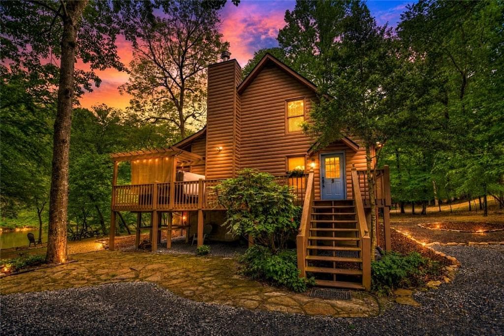 2 bedroom, 2 bathroom, 1,578 sq ft single family residence for sale at 133 Muller Lane, Ellijay, GA 30540 — photo 3