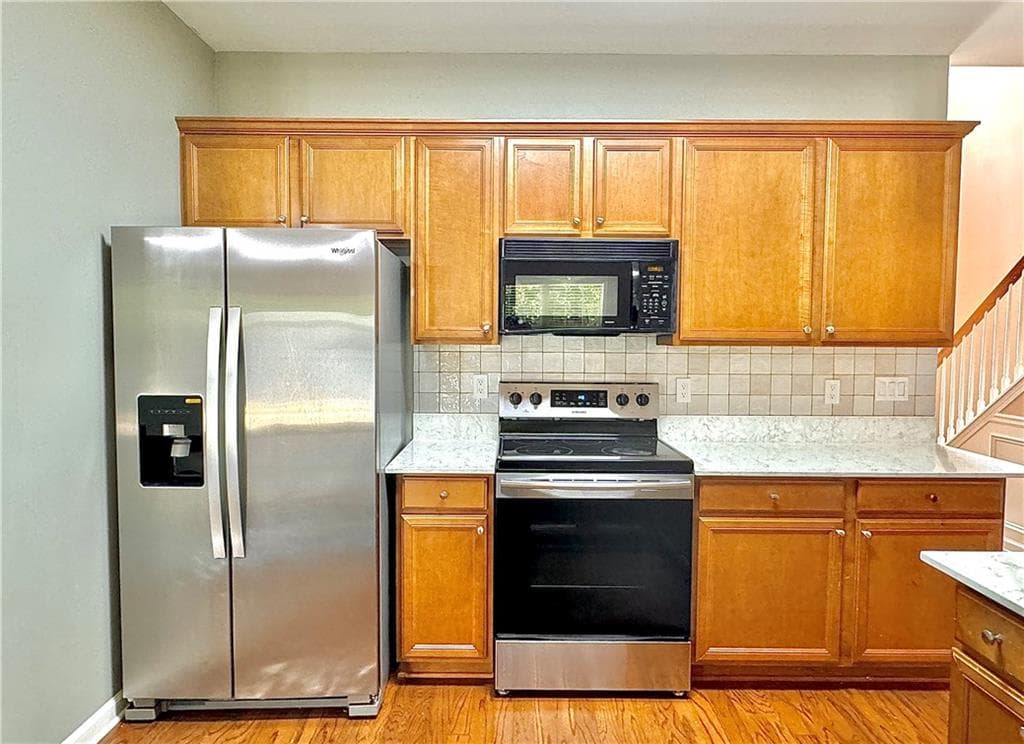 3 bedroom, 3 bathroom, 1,814 sq ft townhouse for rent at 370 Creek Manor Way, Suwanee, GA 30024 for $2,200 a month — photo 8