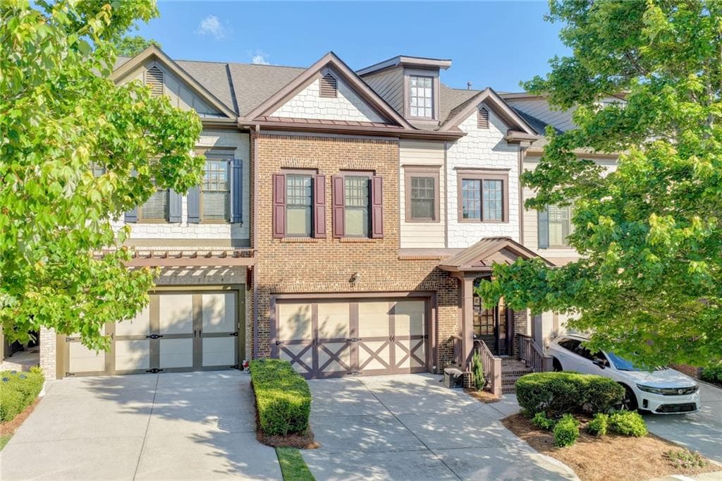 4 bedroom, 5 bathroom, 4,804 sq ft townhouse for rent at 6961 Fellowship Lane, Flowery Branch, GA 30542 for $3,000 a month — photo 1 of 88