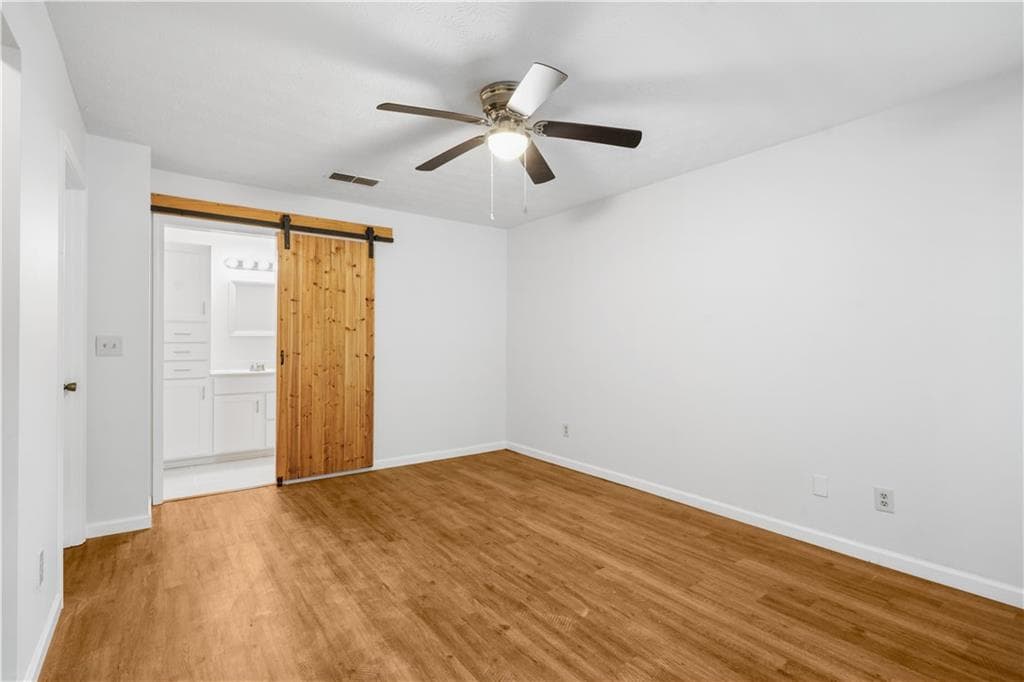 2 bedroom, 2 bathroom condominium for rent at 901 Gettysburg Place, Atlanta, GA 30350 for $1,800 a month — photo 3