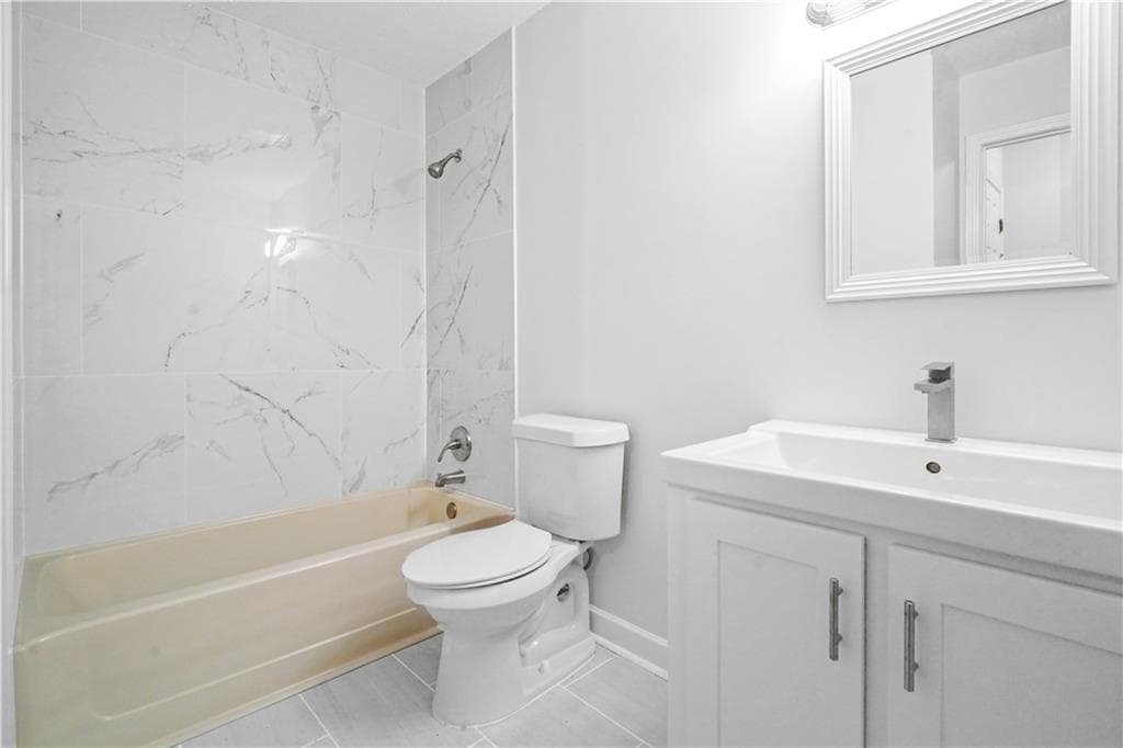 2 bedroom, 2 bathroom condominium for rent at 901 Gettysburg Place, Atlanta, GA 30350 for $1,800 a month — photo 9