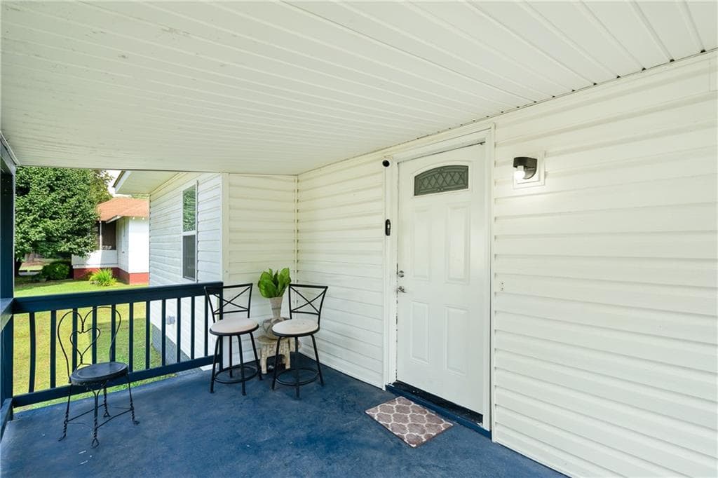 2 bedroom, 2 bathroom, 1,017 sq ft single family residence for sale at 473 Conway Street, Dalton, GA 30720 — photo 3