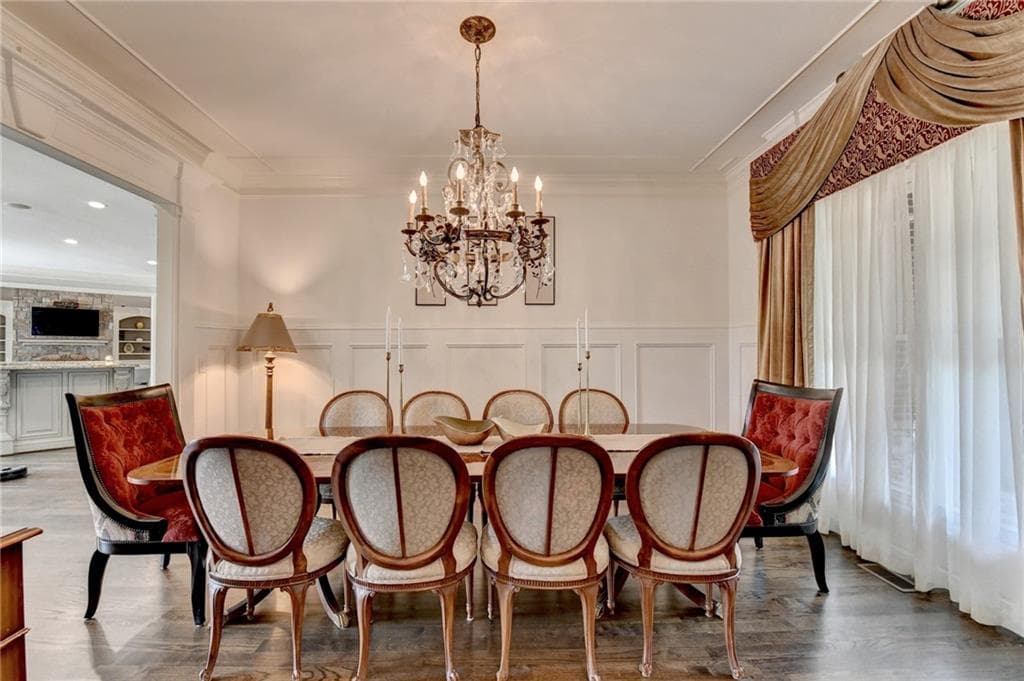 6 bedroom, 8 bathroom, 8,134 sq ft single family residence under contract at 2565 Hermitage Drive, Cumming, GA 30041 — photo 9