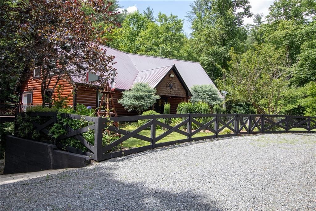 4 bedroom, 5 bathroom, 4,417 sq ft single family residence for sale at 312 Learh Lane, Ellijay, GA 30540