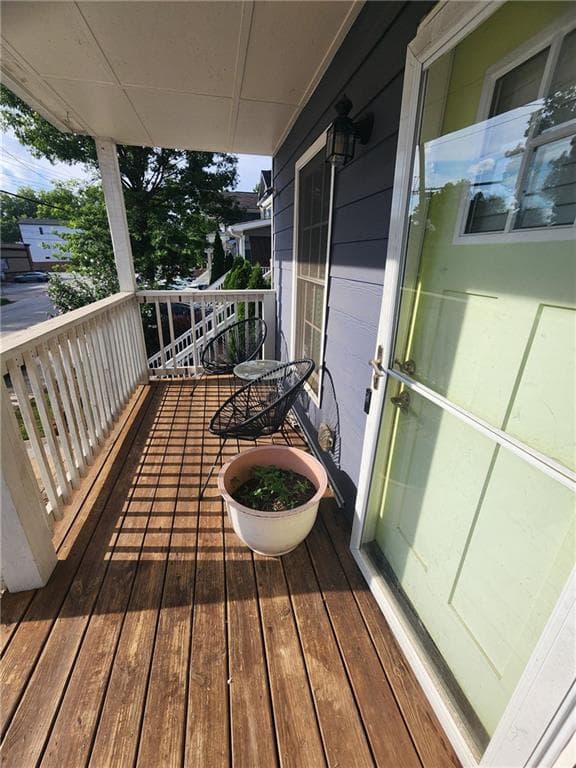 3 bedroom, 3 bathroom, 1,456 sq ft single family residence for sale at 1018 MCDANIEL Street, Atlanta, GA 30310 — photo 2
