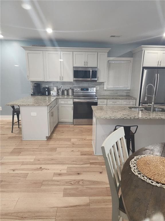 3 bedroom, 3 bathroom, 1,456 sq ft single family residence for sale at 1018 MCDANIEL Street, Atlanta, GA 30310 — photo 3