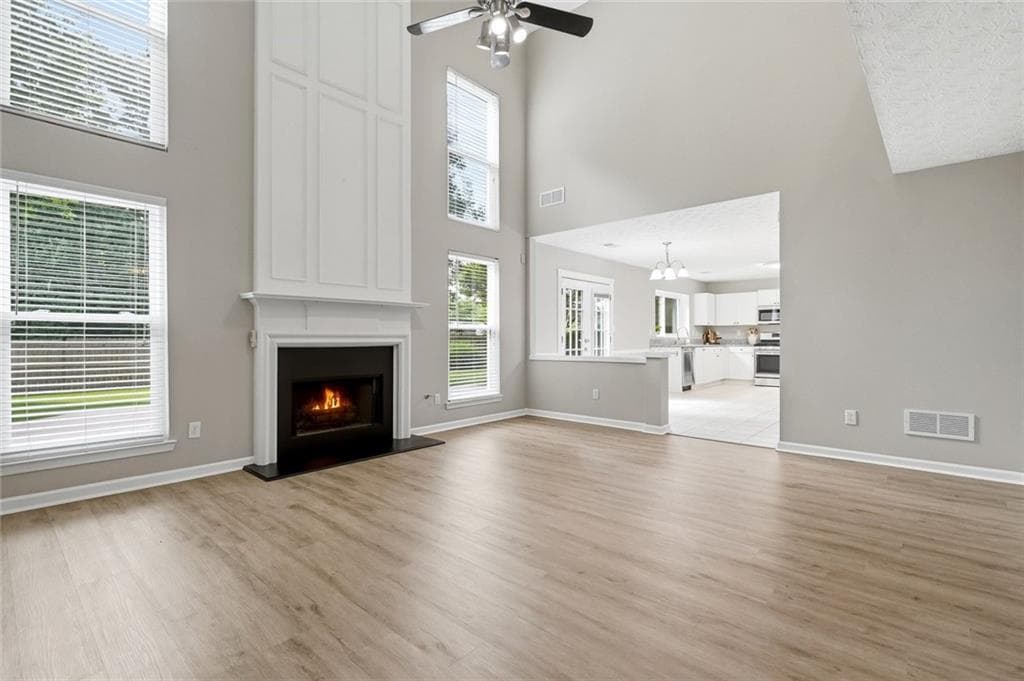 3 bedroom, 2 bathroom, 2,124 sq ft single family residence for sale at 3855 Oak Park Drive, Suwanee, GA 30024 — photo 6