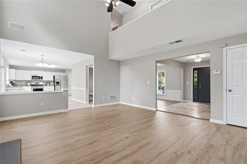 3 bedroom, 2 bathroom, 2,124 sq ft single family residence for sale at 3855 Oak Park Drive, Suwanee, GA 30024 — photo 8