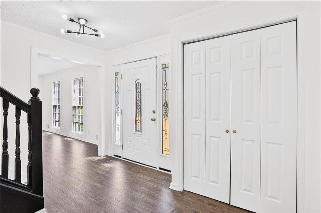 4 bedroom, 3 bathroom, 2,322 sq ft single family residence for sale at 9200 Brave Court, Jonesboro, GA 30236 — photo 7