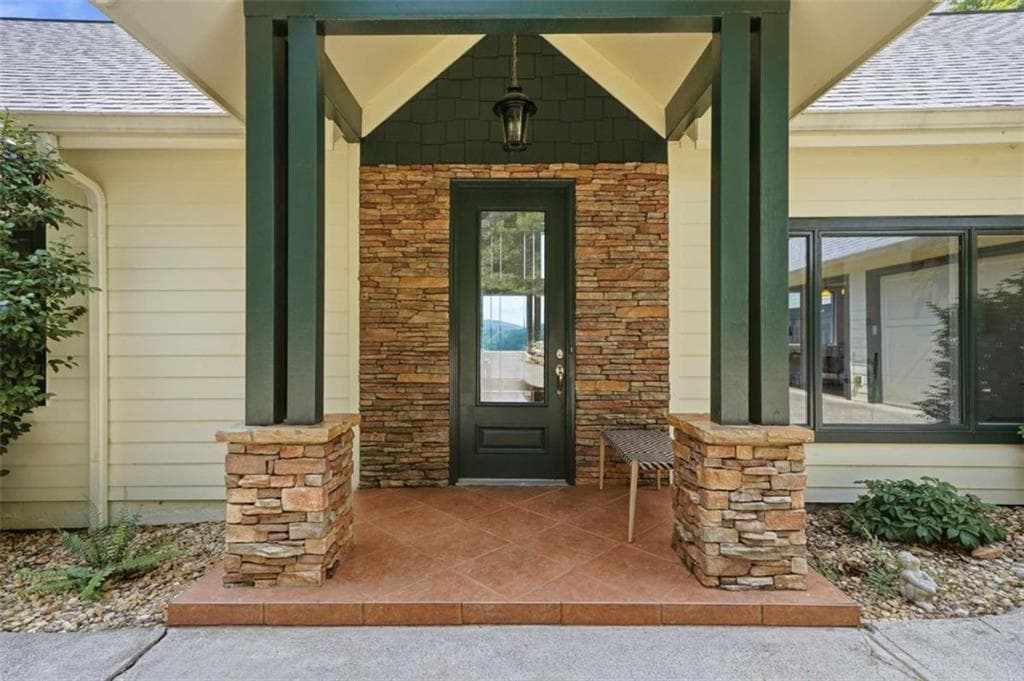 5 bedroom, 4 bathroom, 4,684 sq ft single family residence for sale at 714 Clearview Drive, Talking Rock, GA 30175 — photo 4