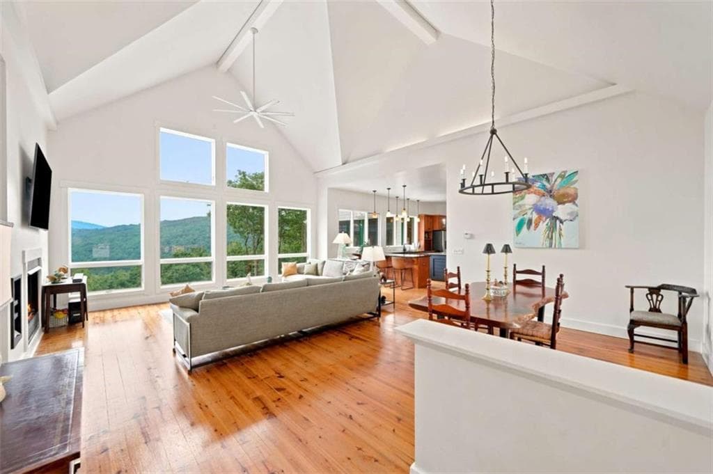 5 bedroom, 4 bathroom, 4,684 sq ft single family residence for sale at 714 Clearview Drive, Talking Rock, GA 30175 — photo 5
