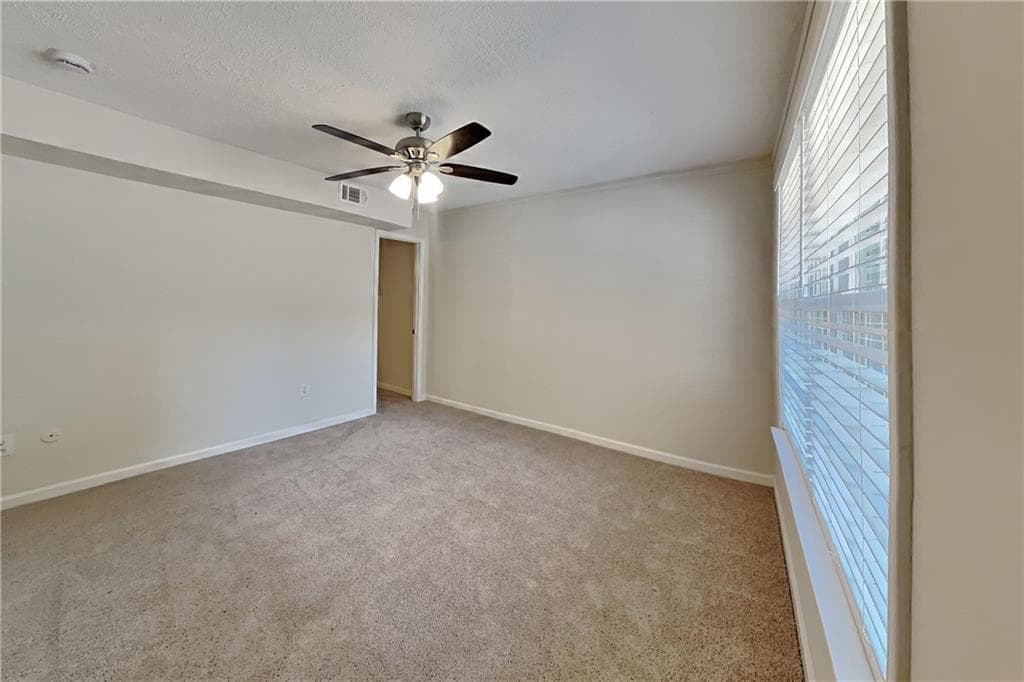 3 bedroom, 2 bathroom, 1,156 sq ft single family residence for rent at 6460 River Hill Drive, Flowery Branch, GA 30542 for $1,800 a month — photo 10