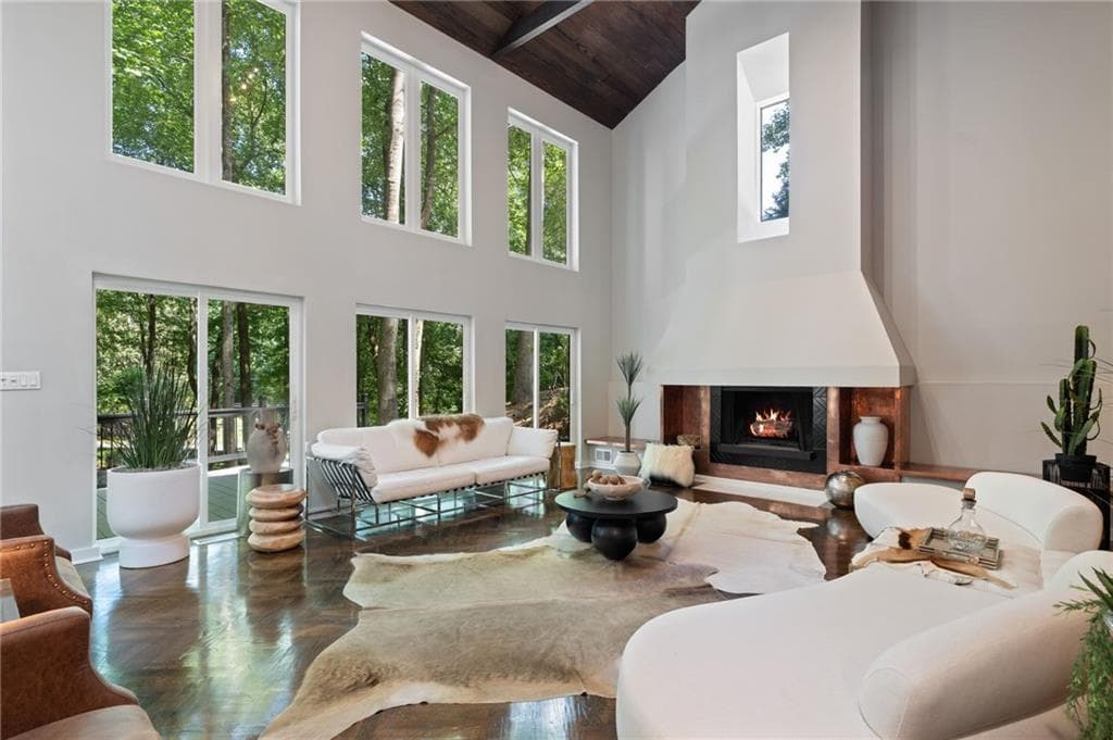 5 bedroom, 5 bathroom, 4,083 sq ft single family residence for sale at 4830 Rebel Trail, Sandy Springs, GA 30327 — photo 6