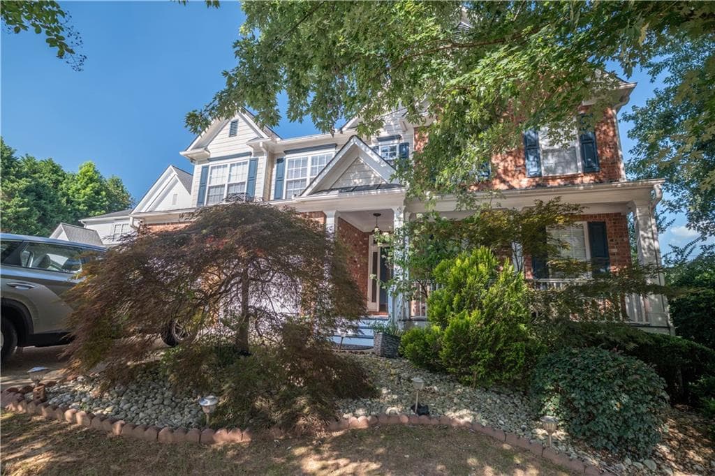 5 bedroom, 4 bathroom, 3,178 sq ft single family residence under contract at 106 Woodview Court, Woodstock, GA 30188 — photo 4