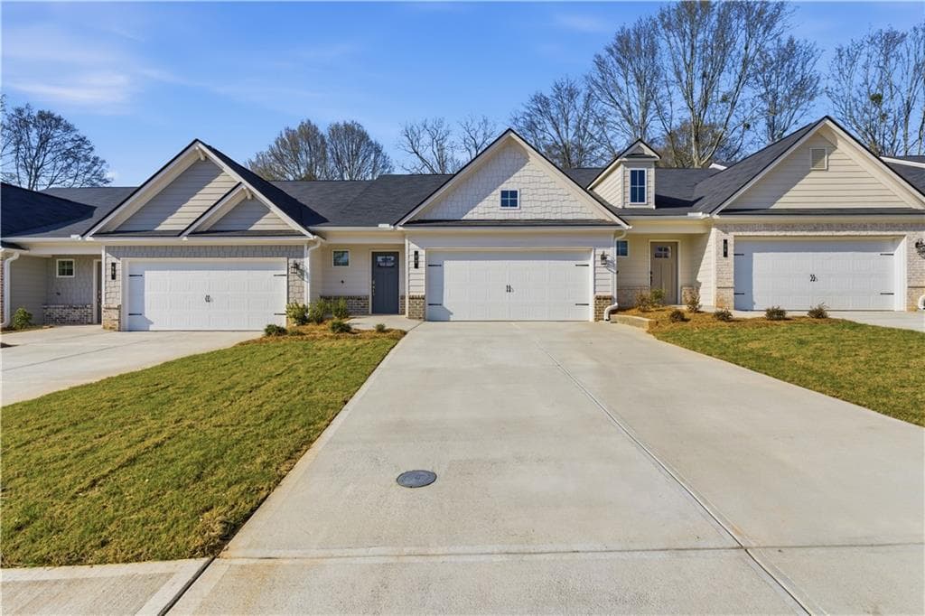 3 bedroom, 3 bathroom, 1,684 sq ft townhouse for sale at 32 Silver Leaf Lane 4, Dawsonville, GA 30534 — photo 3
