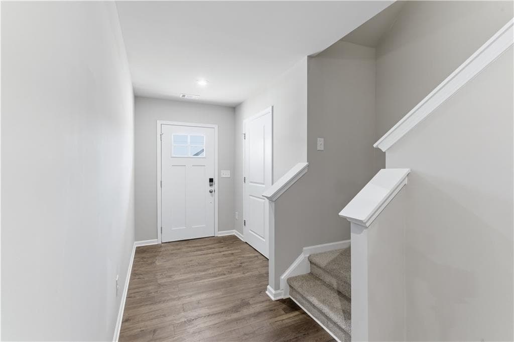 3 bedroom, 3 bathroom, 1,684 sq ft townhouse for sale at 32 Silver Leaf Lane 4, Dawsonville, GA 30534 — photo 5