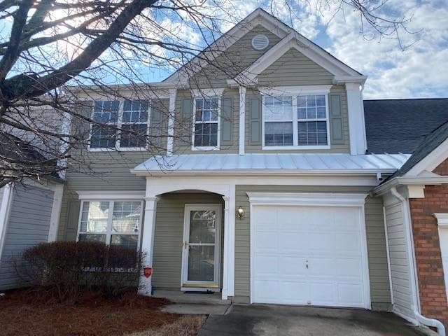 3 bedroom, 3 bathroom, 1,636 sq ft townhouse for rent at 5463 Medlock Corners Drive, Norcross, GA 30092 for $2,200 a month — photo 1 of 28