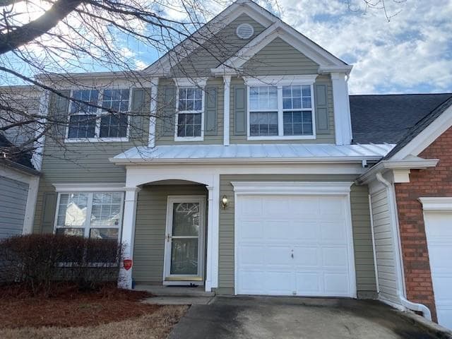 3 bedroom, 3 bathroom, 1,636 sq ft townhouse for rent at 5463 Medlock Corners Drive, Norcross, GA 30092 for $2,200 a month — photo 3