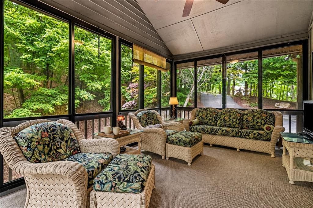 3 bedroom, 3 bathroom, 2,929 sq ft single family residence for sale at 52 Swallow Point, Big Canoe, GA 30143 — photo 8