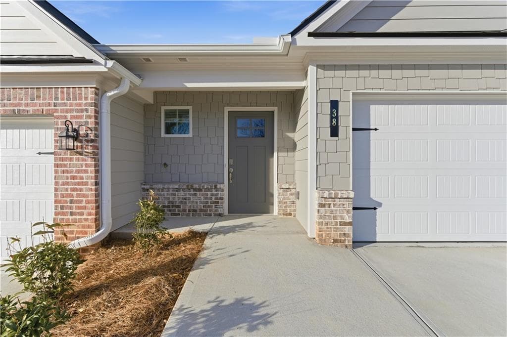 3 bedroom, 3 bathroom, 1,684 sq ft townhouse for sale at 38 Silver Leaf Lane 5, Dawsonville, GA 30534 — photo 2