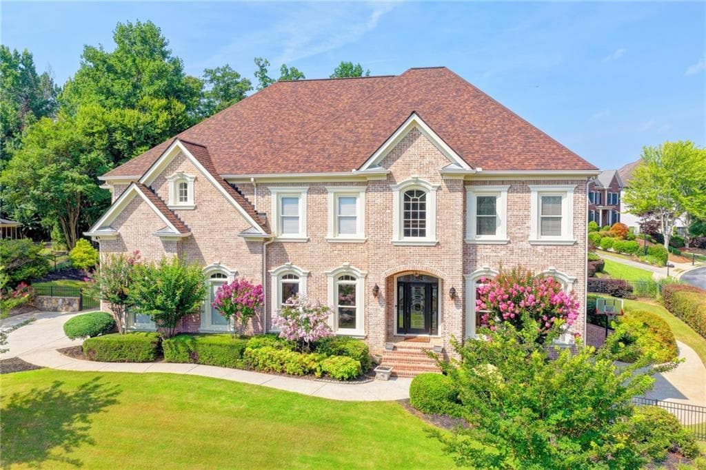 6 bedroom, 7 bathroom, 7,700 sq ft single family residence for rent at 8910 Pinehurst Cove, Duluth, GA 30097 for $6,000 a month — photo 1 of 122