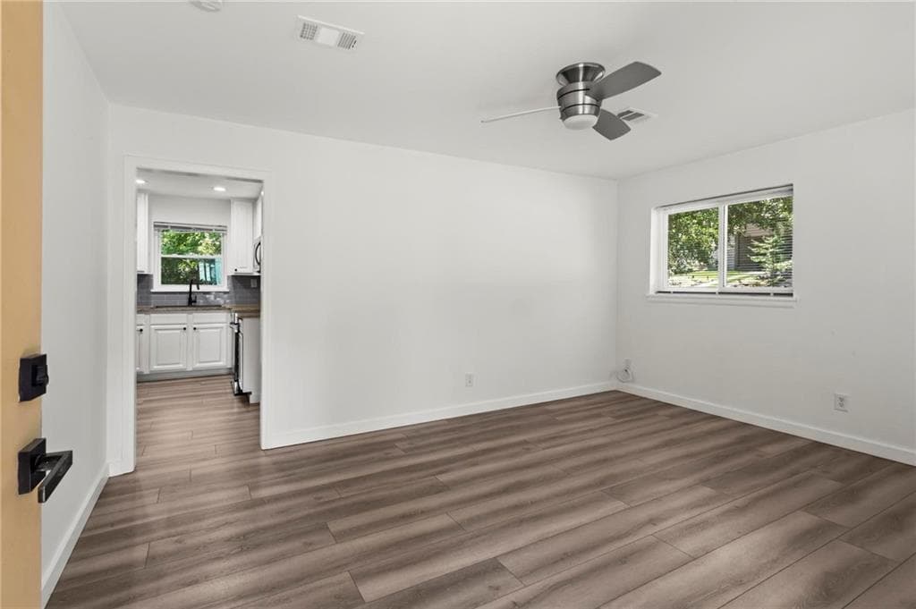 quadruplex for sale at 545 Oakview Road, Decatur, GA 30030 — photo 5