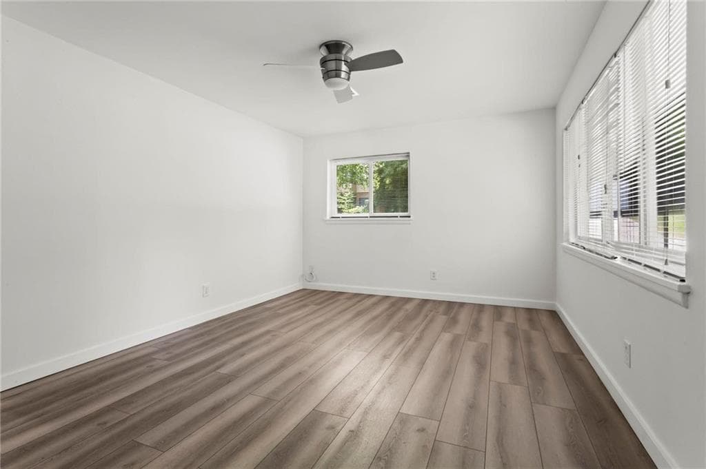 quadruplex for sale at 545 Oakview Road, Decatur, GA 30030 — photo 6