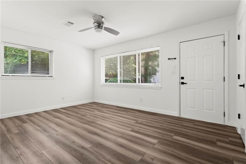 quadruplex for sale at 545 Oakview Road, Decatur, GA 30030 — photo 7