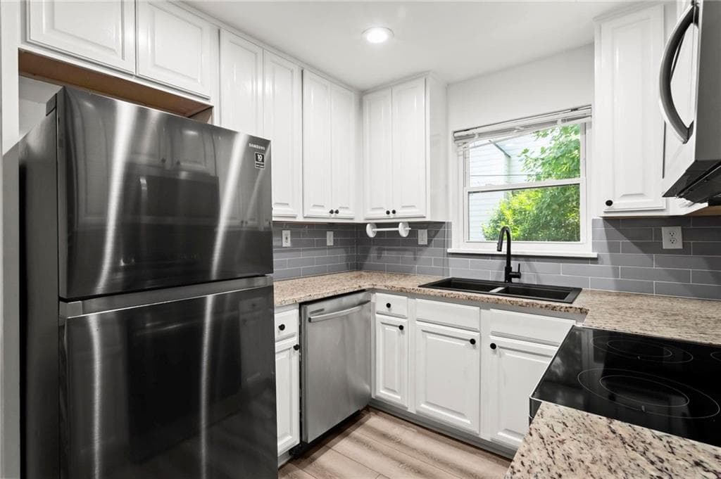 quadruplex for sale at 545 Oakview Road, Decatur, GA 30030 — photo 10