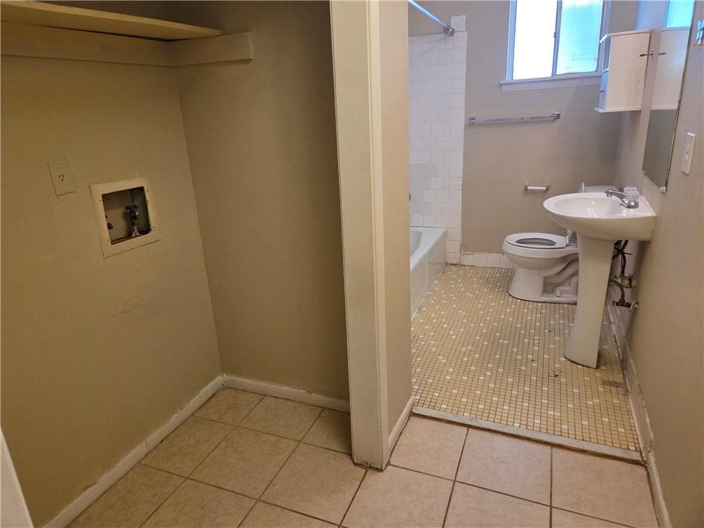2 bedroom, 1 bathroom, 1,063 sq ft townhouse for sale at 897 A Six Oaks Circle B, Norcross, GA 30093 — photo 9