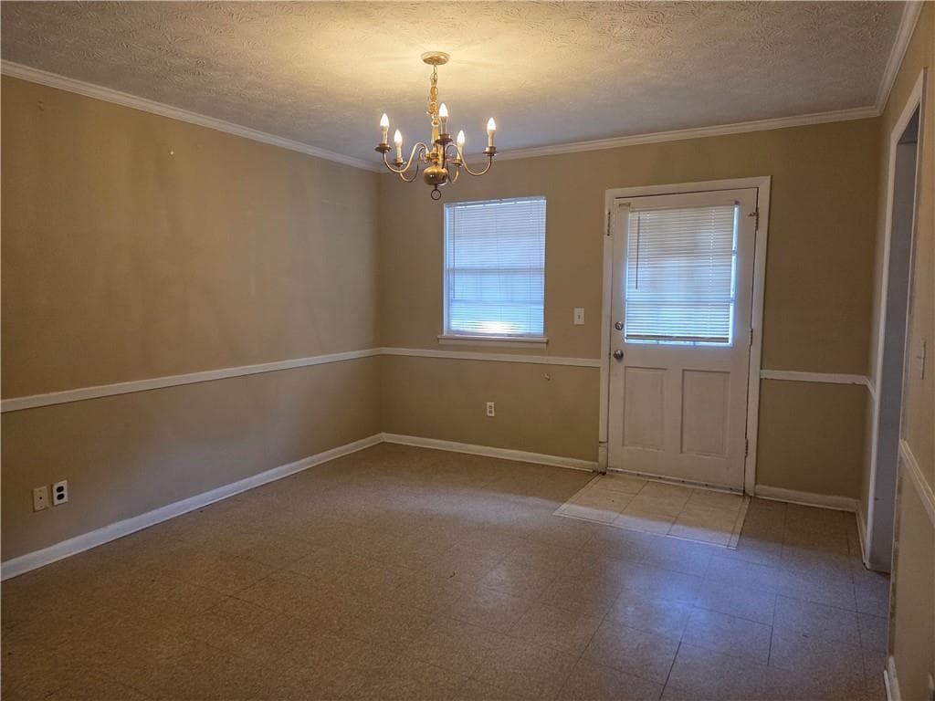2 bedroom, 1 bathroom, 1,063 sq ft townhouse for sale at 897 A Six Oaks Circle B, Norcross, GA 30093 — photo 10
